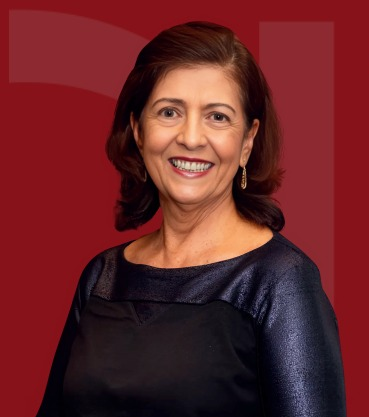 Regina Coeli Barros